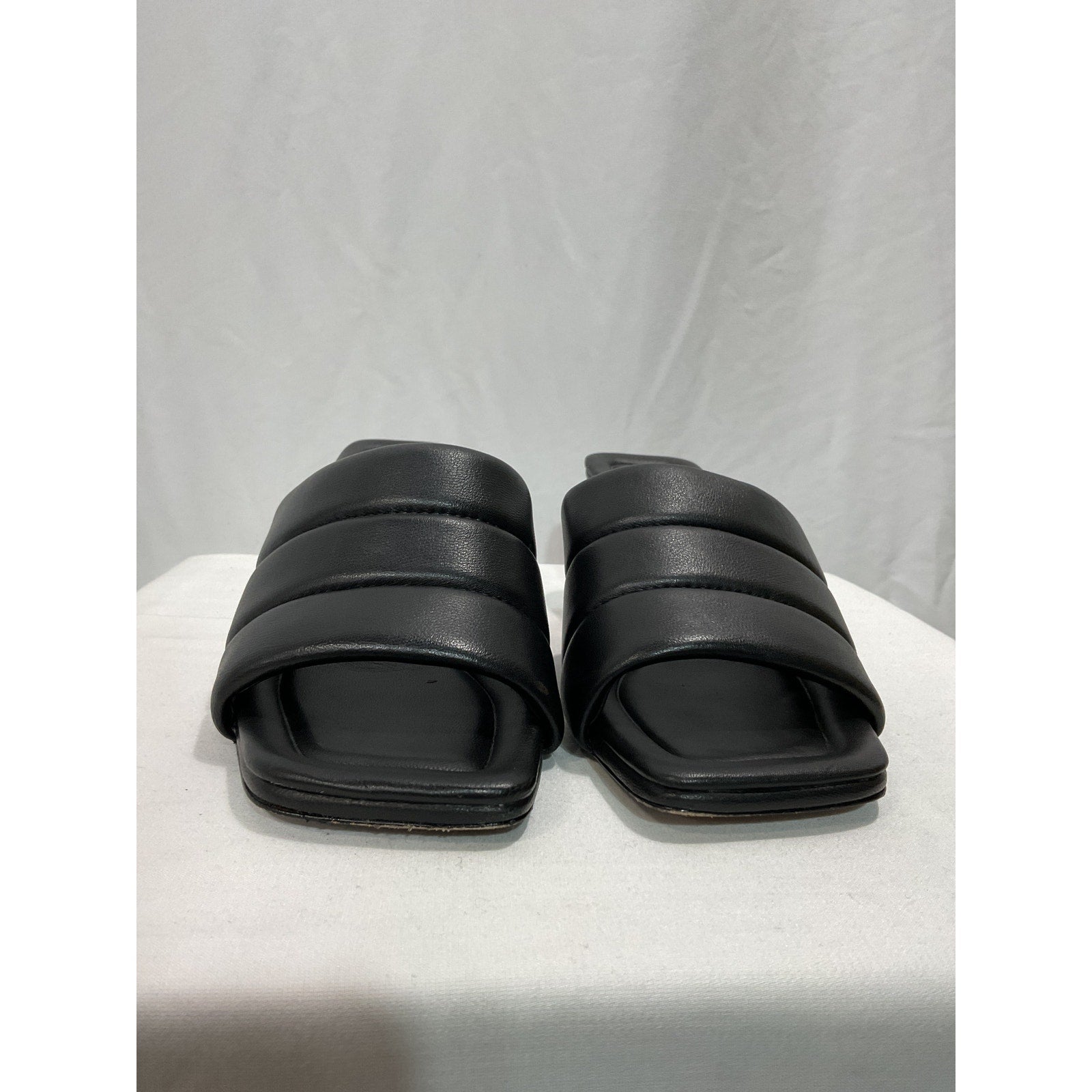 Vince 'Ceil' Black Leather Slide Sandal Size 10