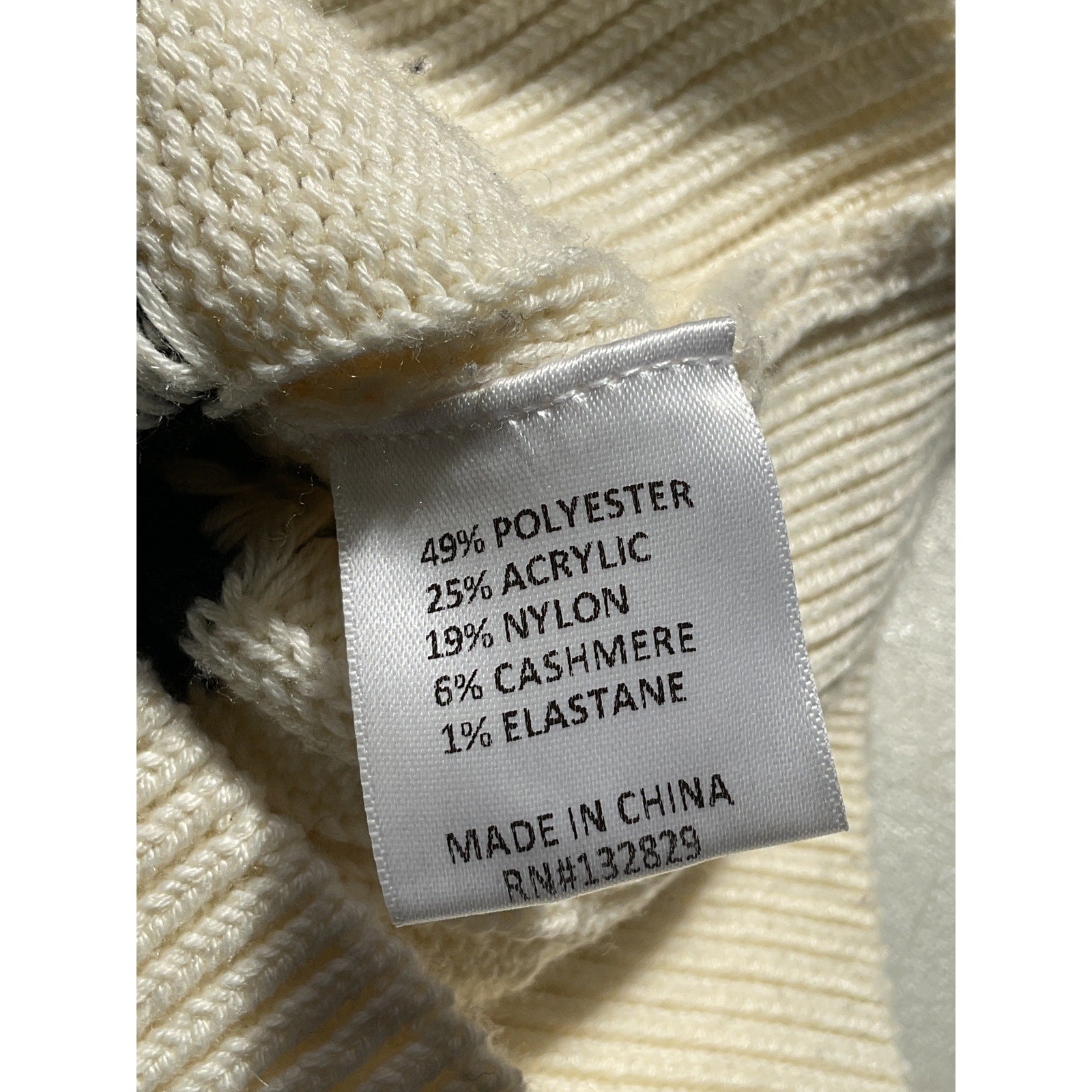 L'Academie 'Evran' White Check Sweater Size S