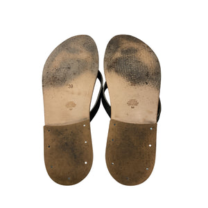 Dôen Classic Black Baie Sandals Size 39 EU / 9 US