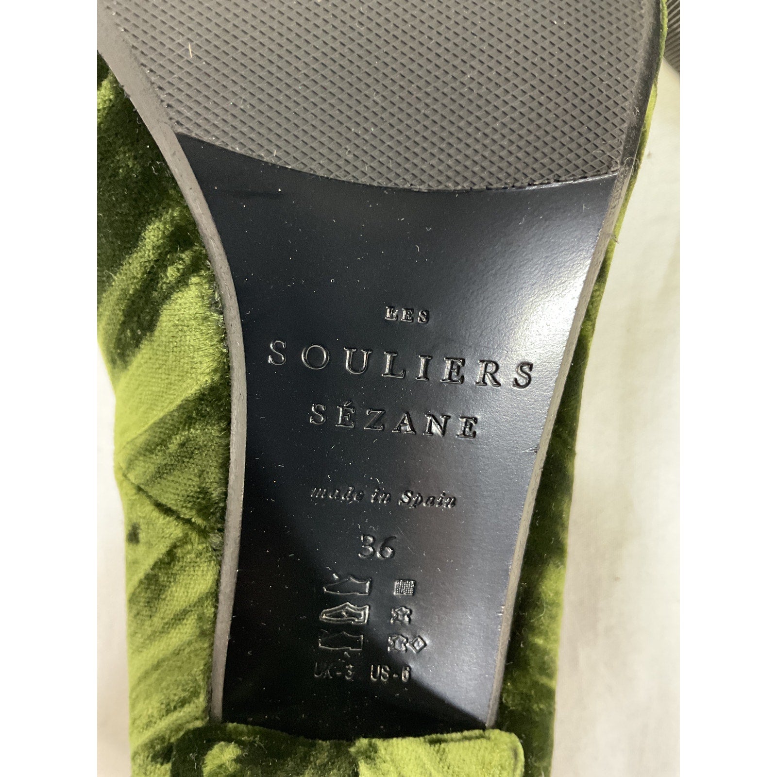 S�zane High Green Leather  Magda Court Shoe Size 6