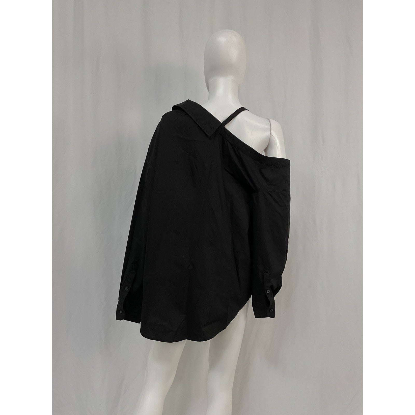 L'Academie Off Shoulder Black Cotton Blouse Size M