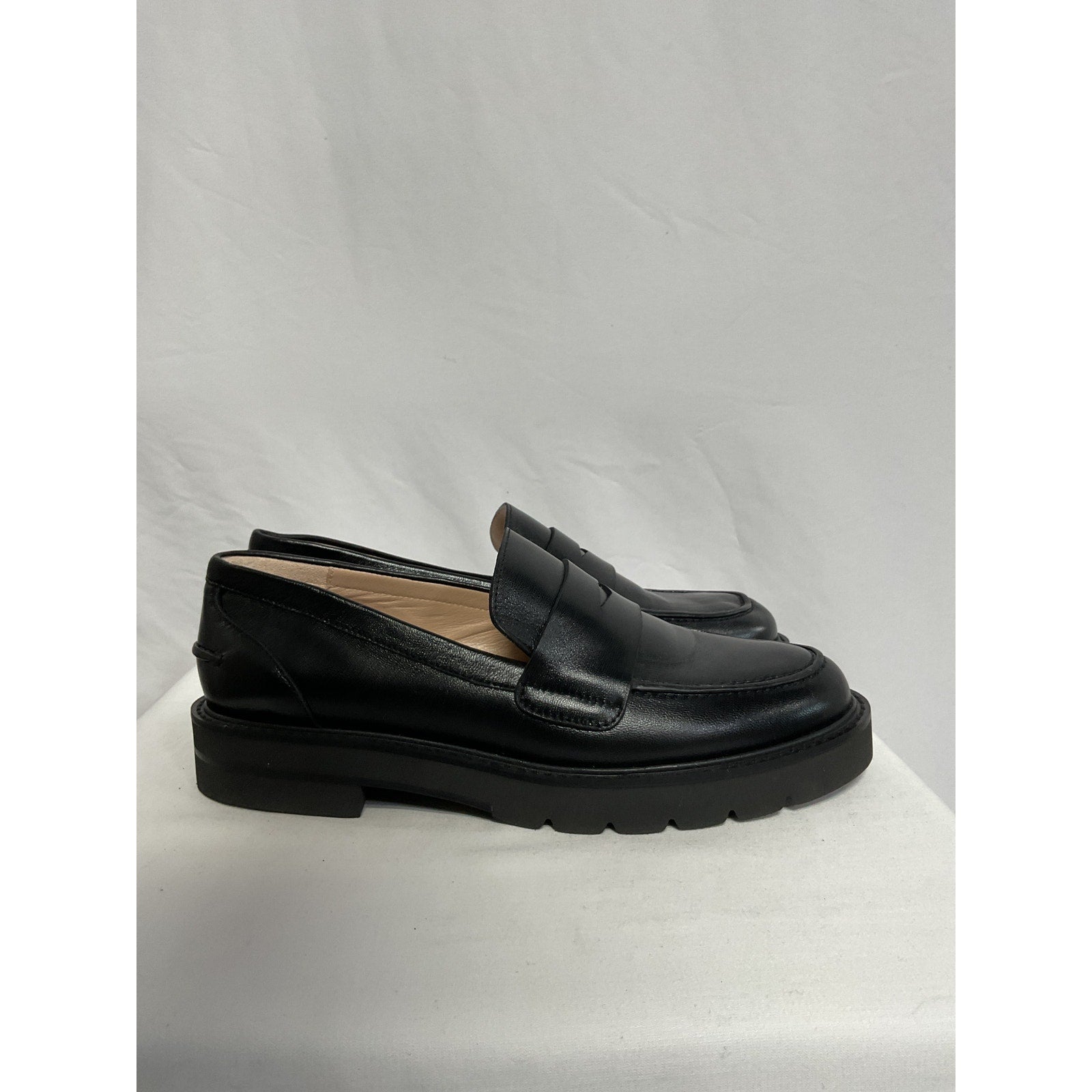 Stuart Weitzman 'Parker' Black Lift Loafer Size 9.5