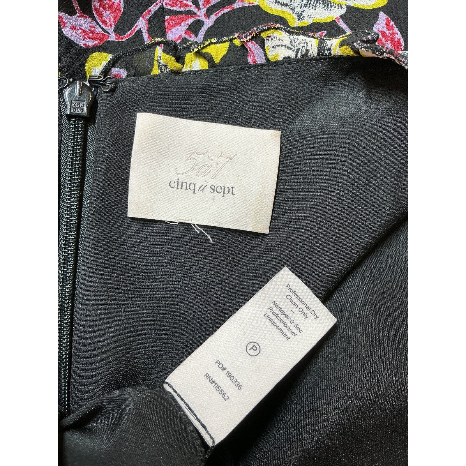 Cinq A Sept 'Kimberly' Black V-Neck Floral Print Short Sleeve Top Size S