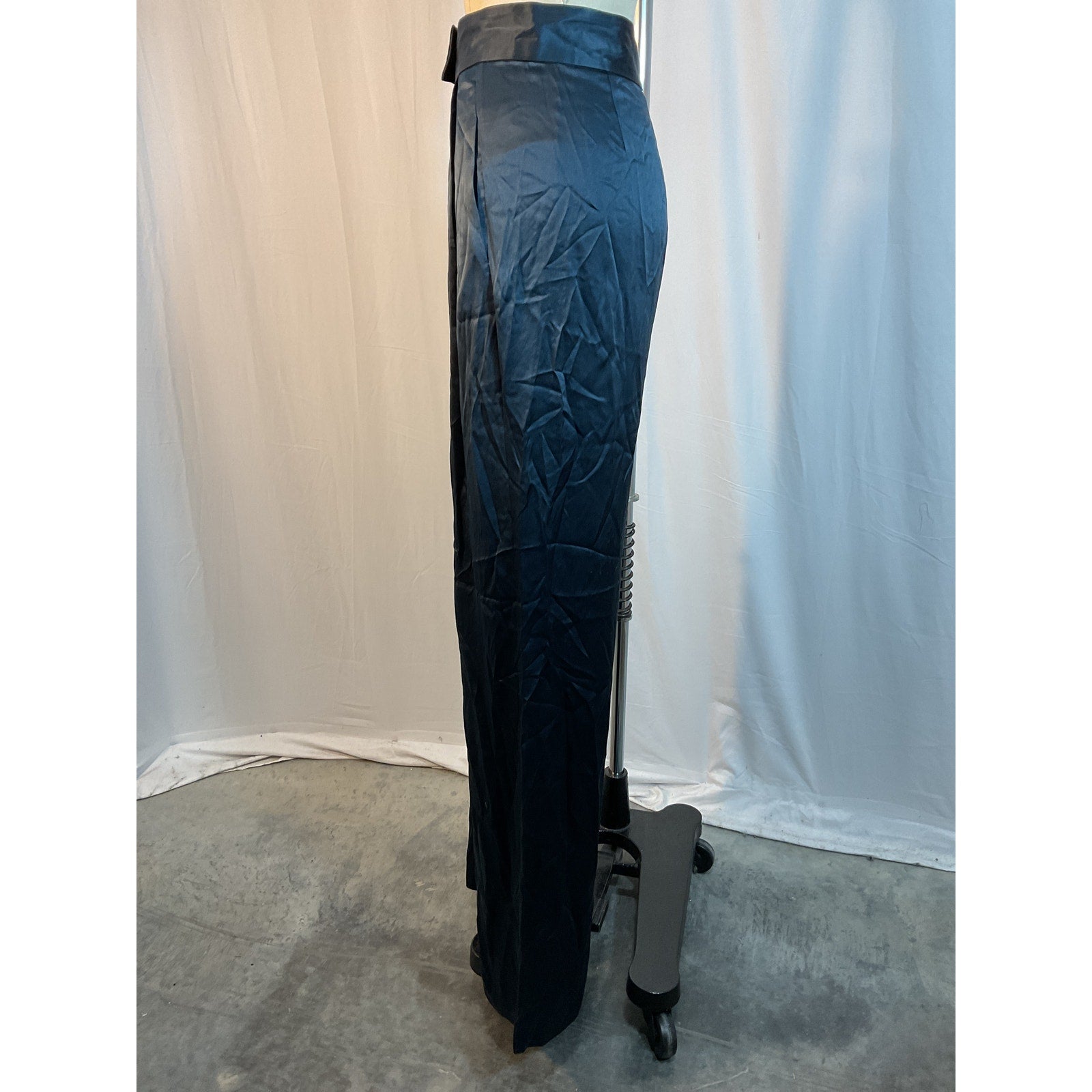The Sei Green Wide Leg Trouser Size 6 - NWT