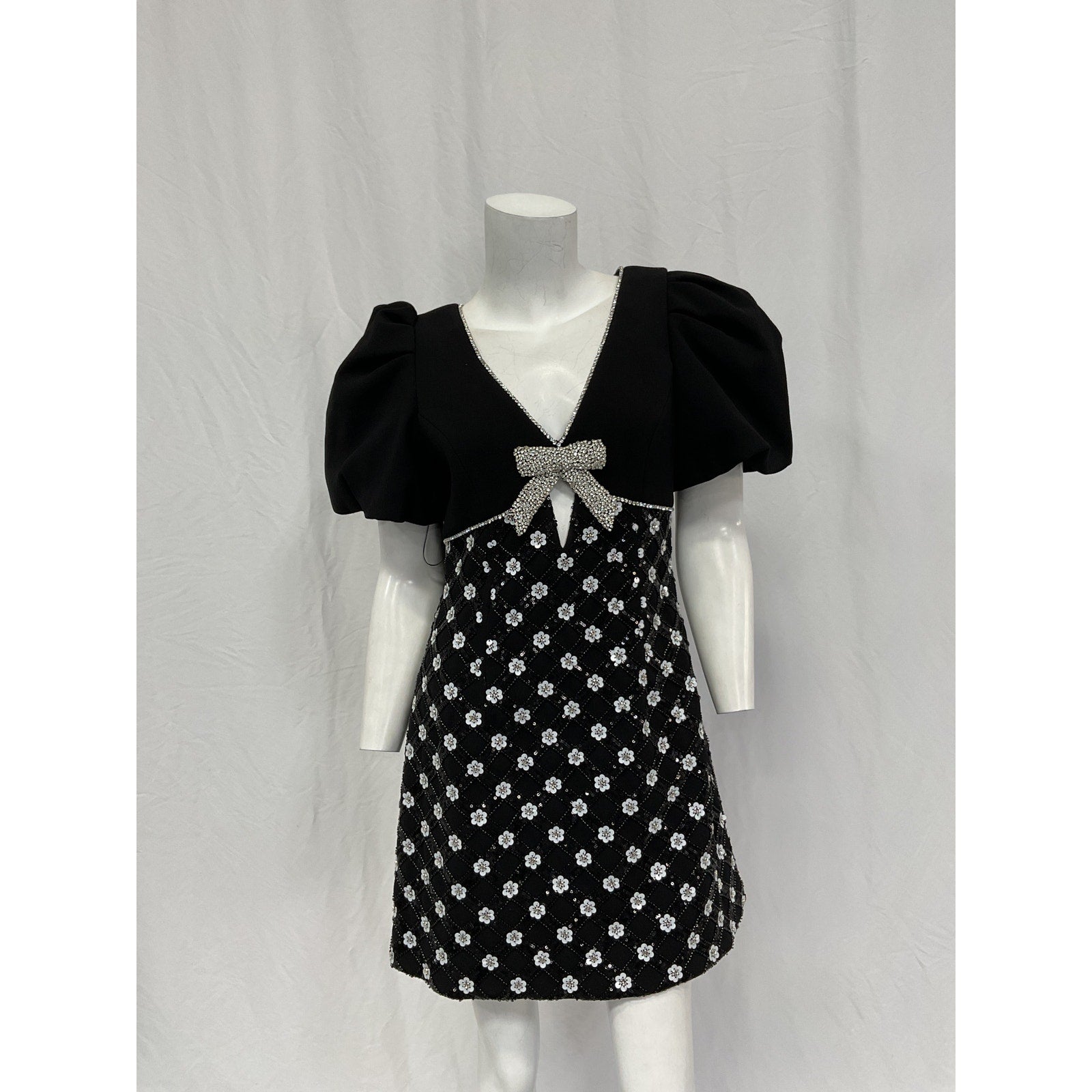 Rebecca Vallance X Nicky Hilton 'Alivia' Black Polyester Short Sleeve Mini Dress Size 4