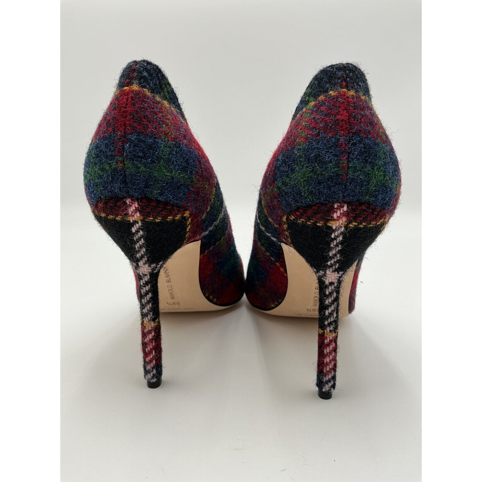 Manolo Blahnik Bb 105 Red Wool Check Wool Pumps Size 9.5