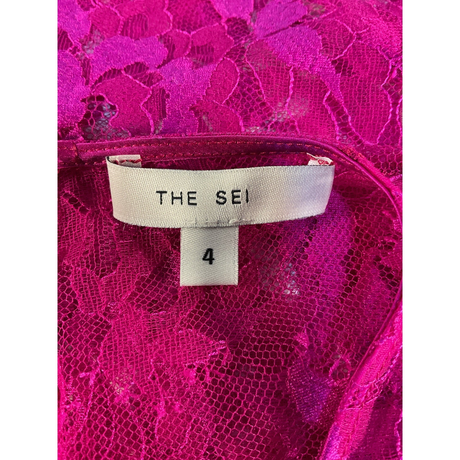The Sei Lace Pink Tee Size 4