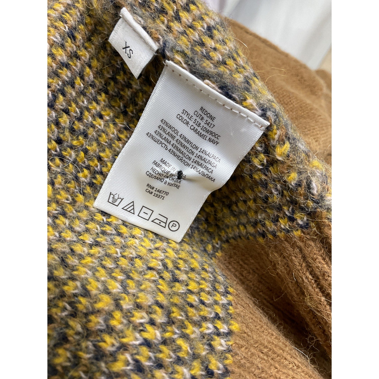 Re/Done '90s' Yellow Oversized Cropped Plunge Neck Cardigan Size P