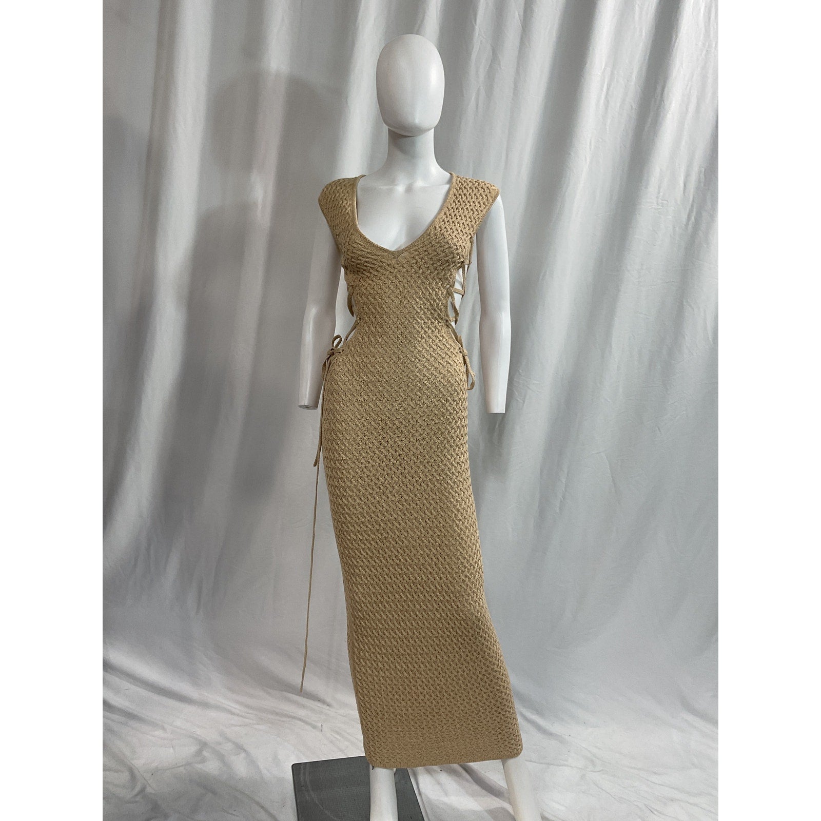 Michael Costello 'Kyle' White Maxi Dress Size S