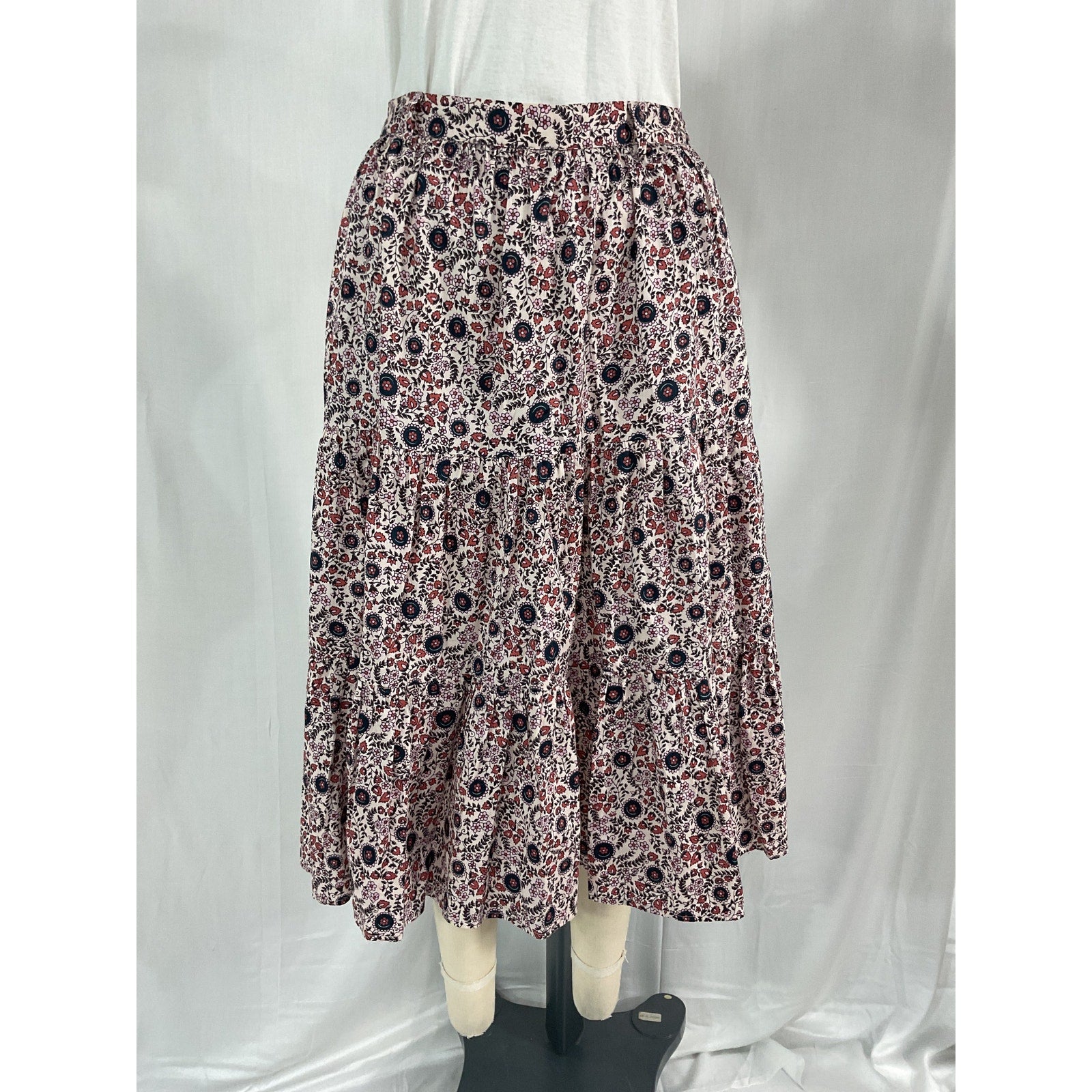 Xirena 'Iris' White Floral Tiered Maxi Skirt Size M