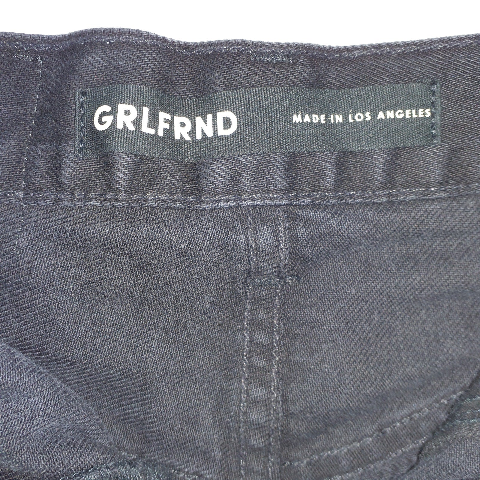 Grlfrnd 'Celina' Black Denim High Rise Easy Fit Short Size 26