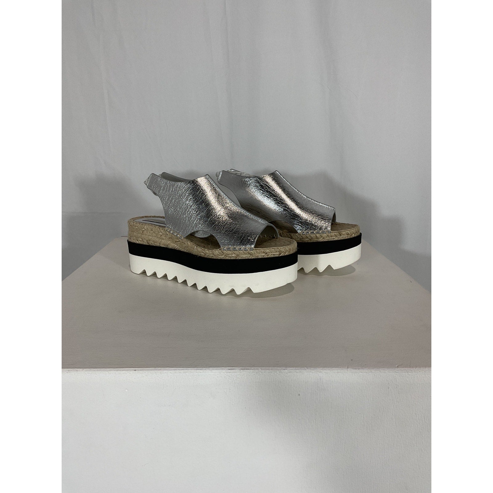 Stella Mccartney 'Gaia' Silver Leather Wrinkly Metallic Sandal Size 9