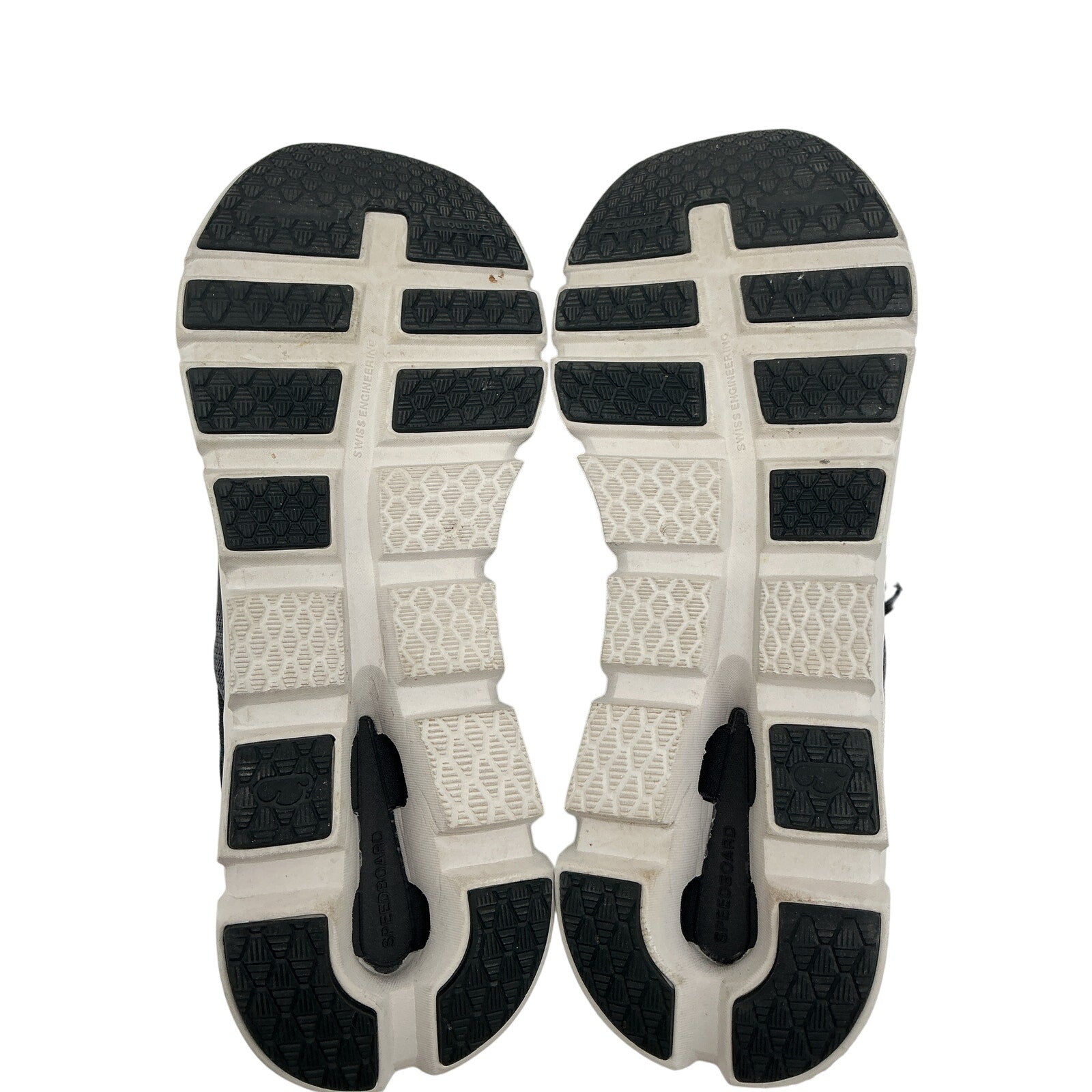 On 'Cloudrunner' Grey Mesh Running Sneakers Size 11