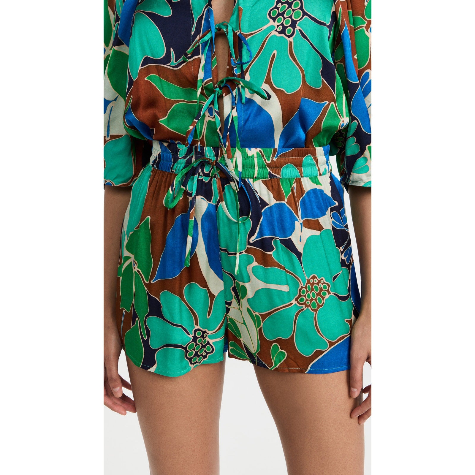 Cult Gaia 'Sissi' Blue Satin Floral Print Shorts Size XS - NWT