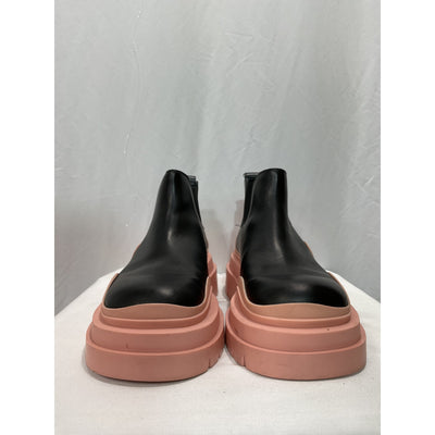 Bottega Veneta Leather Chelsea Boots - Size 8.5