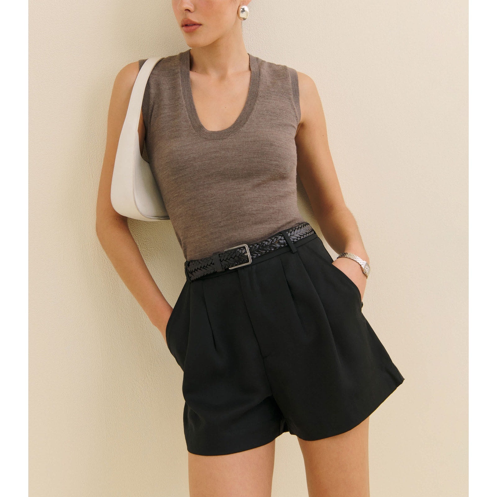 Reformation 'Mason' Black Short Size 0
