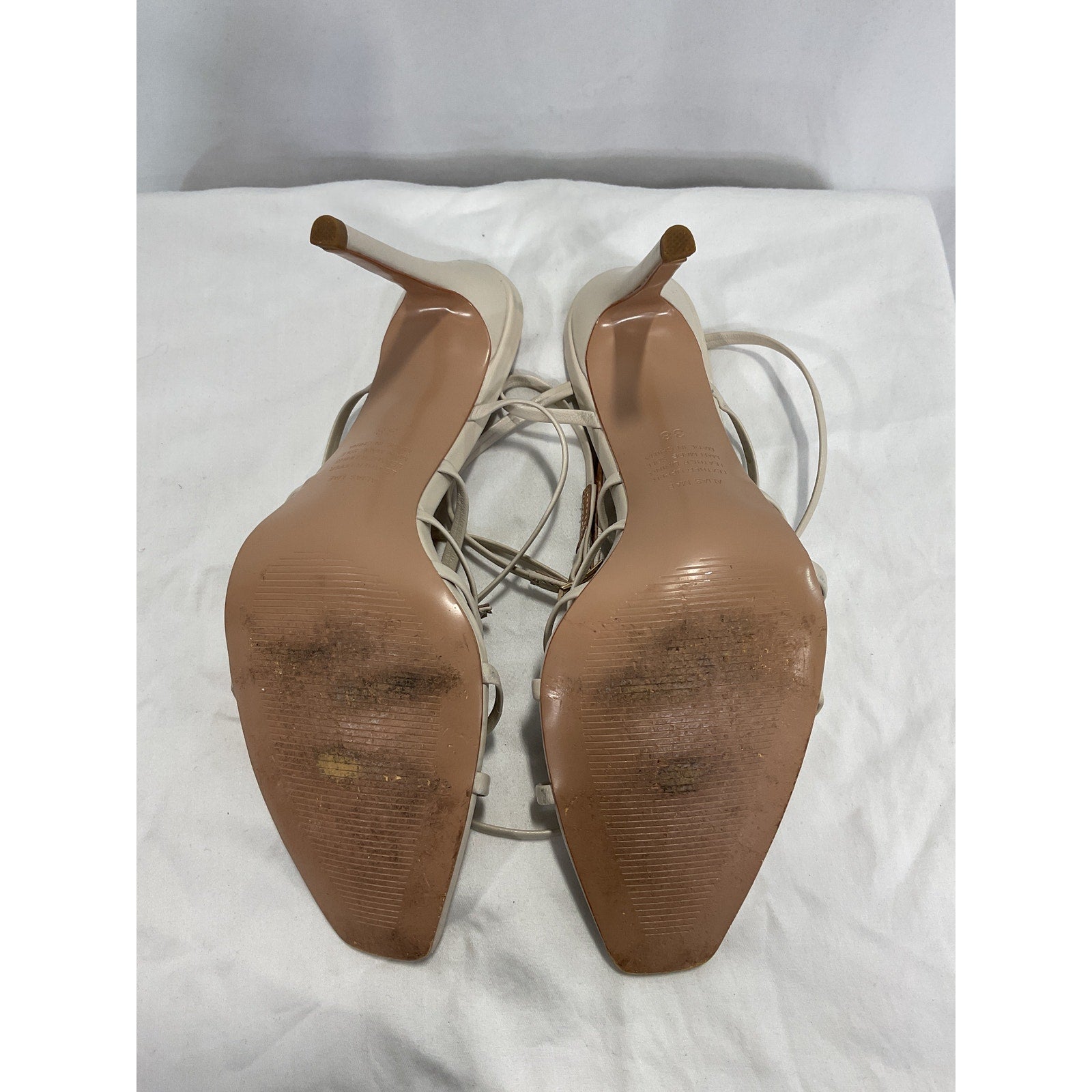 Alias Mae 'Isabelle' White Heel Size 8