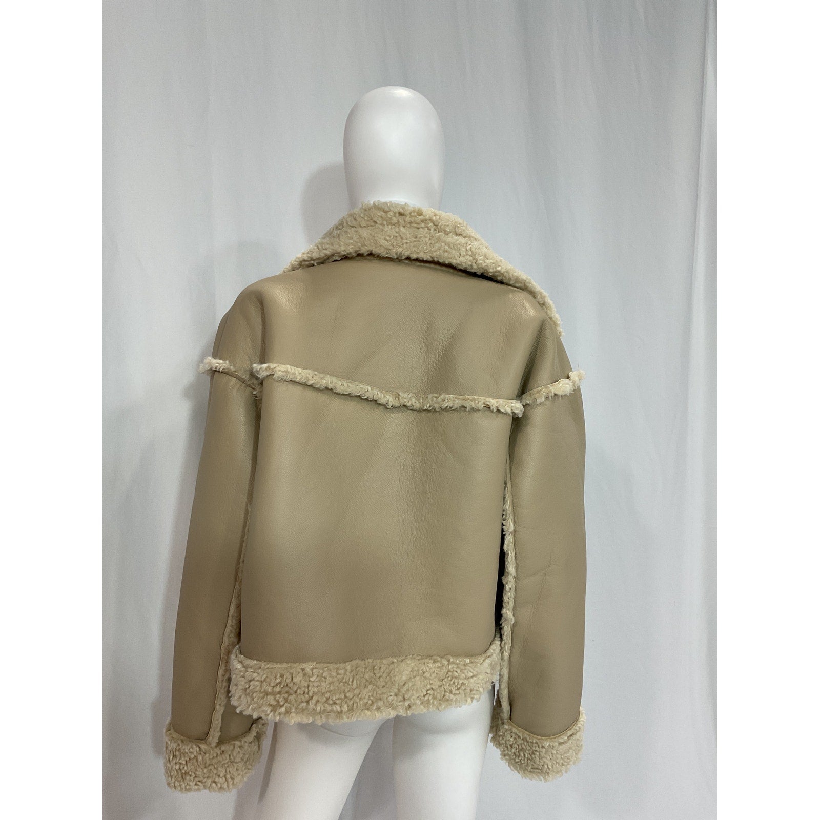 Astr The Label 'Luciana' White Faux Leather Fur Trim Jacket Size L