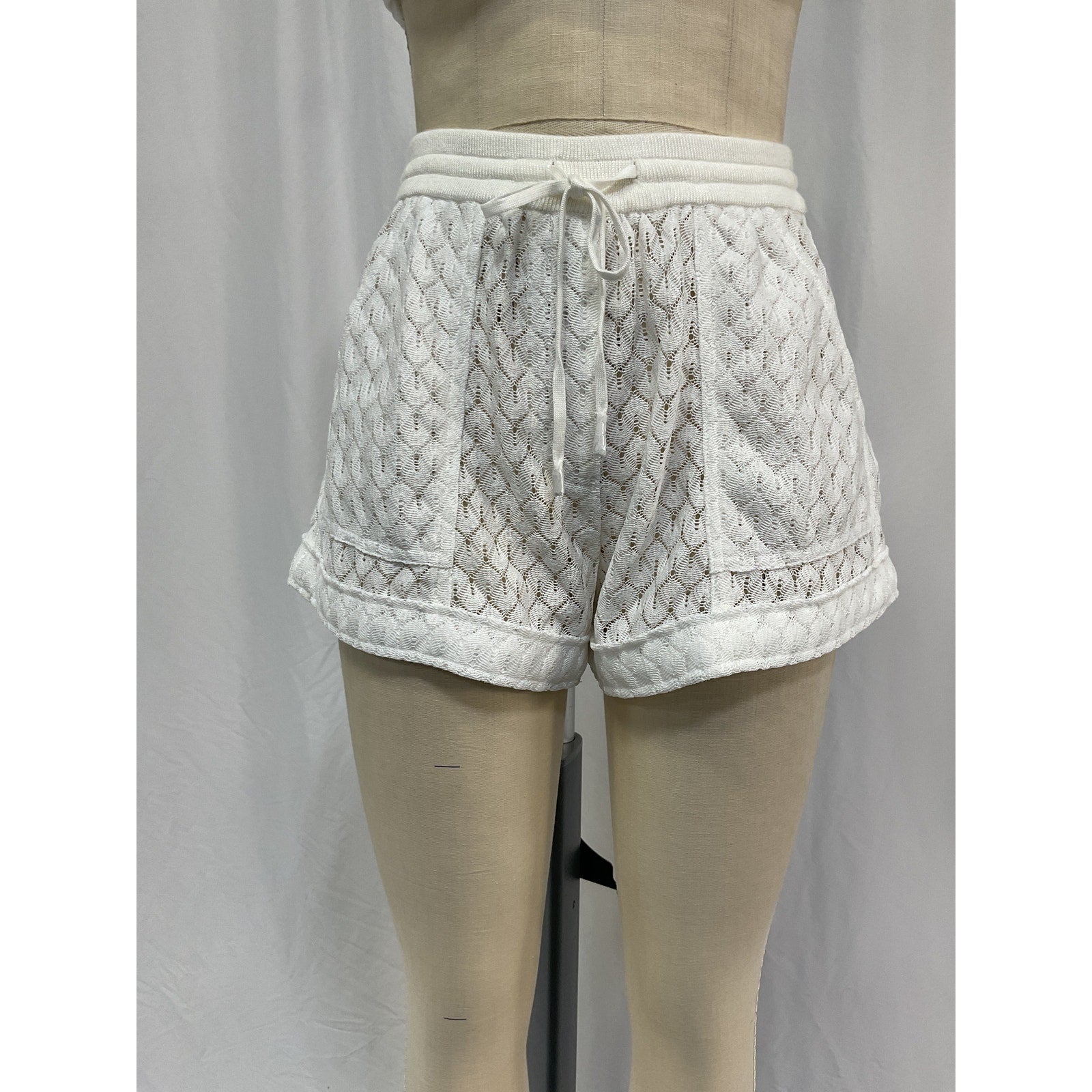 Simkhai 'Clemence' White Polyester Crochet Lace Short Size XS
