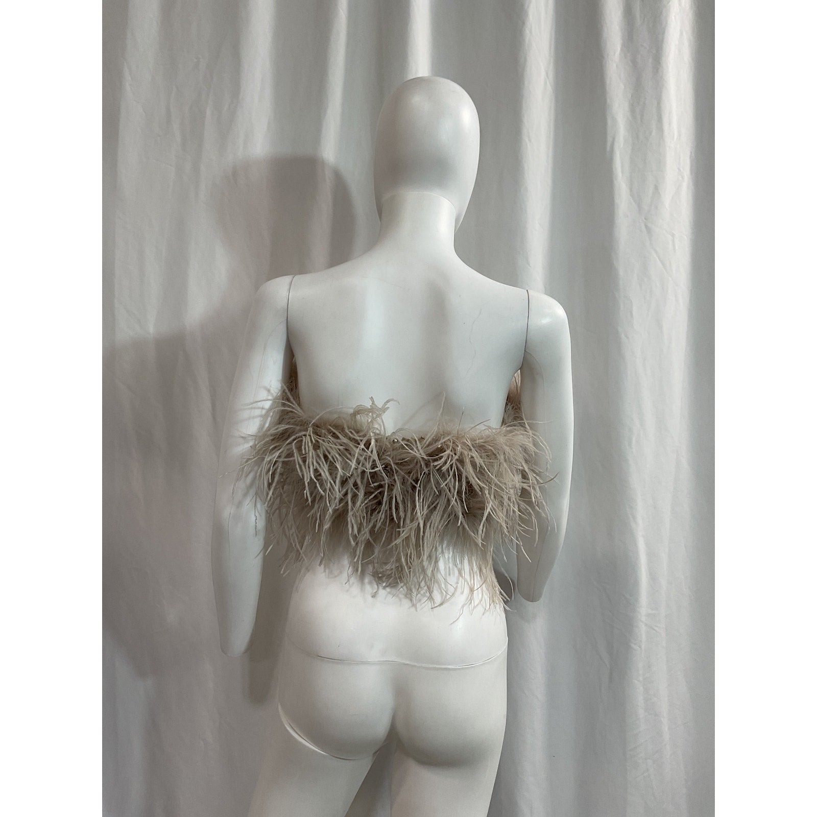 Lamarque 'Zaina' White Feathered Top Size XS