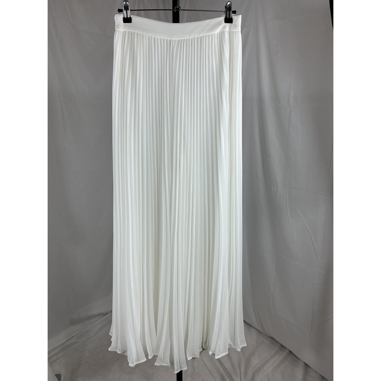 Badgley Mischka 'Accordion' White Polyester Pleat Dramatic Leg Pants Size 4 - NWT