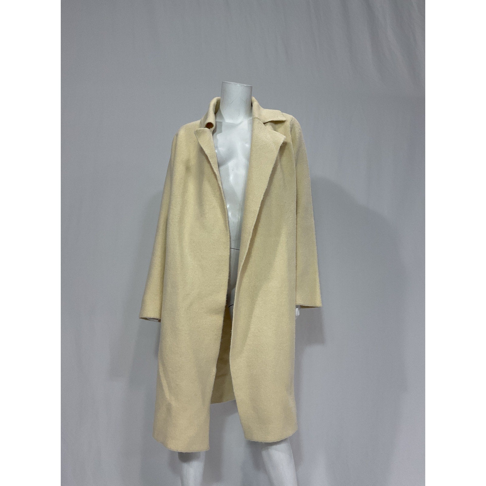 L'Academie 'London' White Cardigan Size S