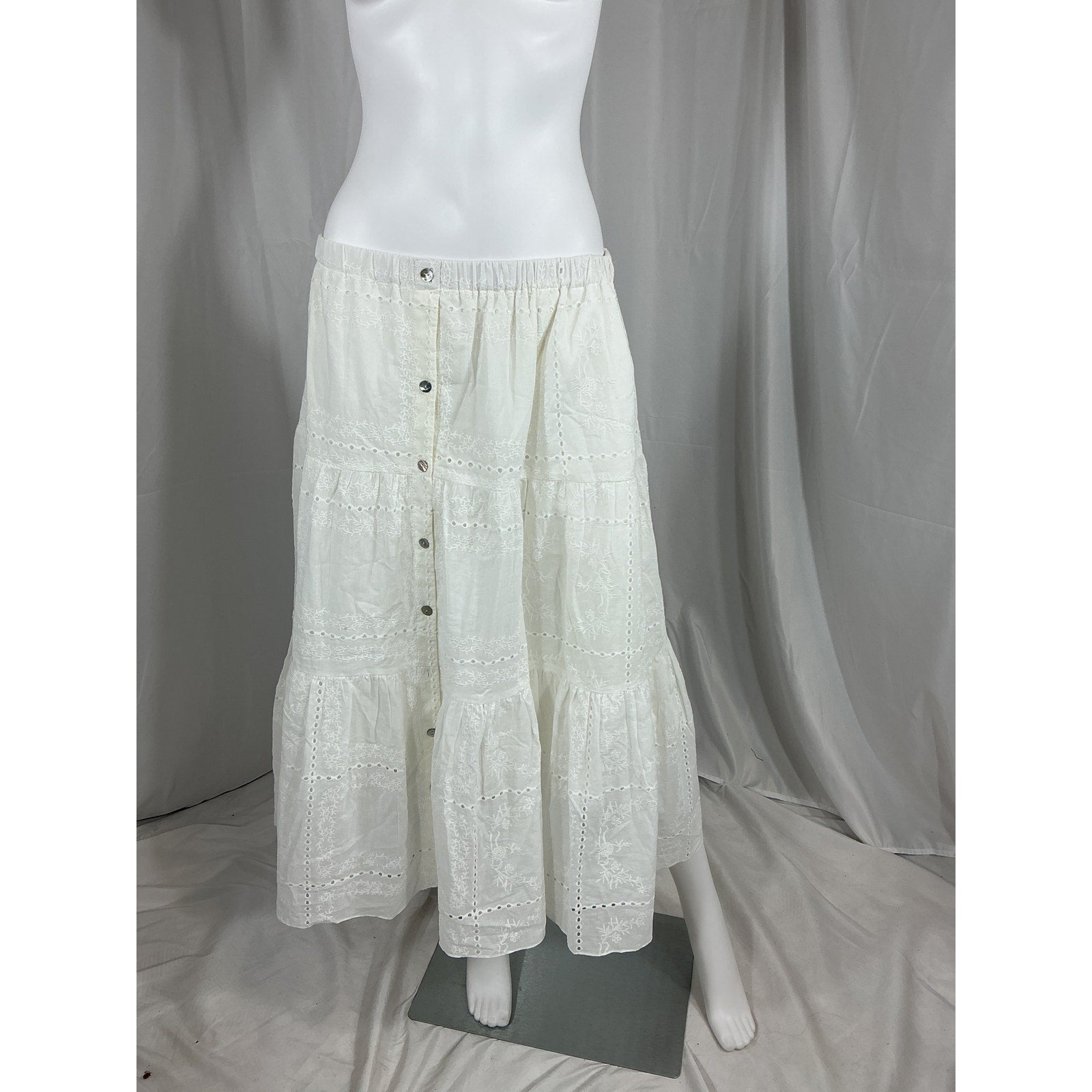Charina Sarte 'Maria' White Cotton Midi Skirt Size L