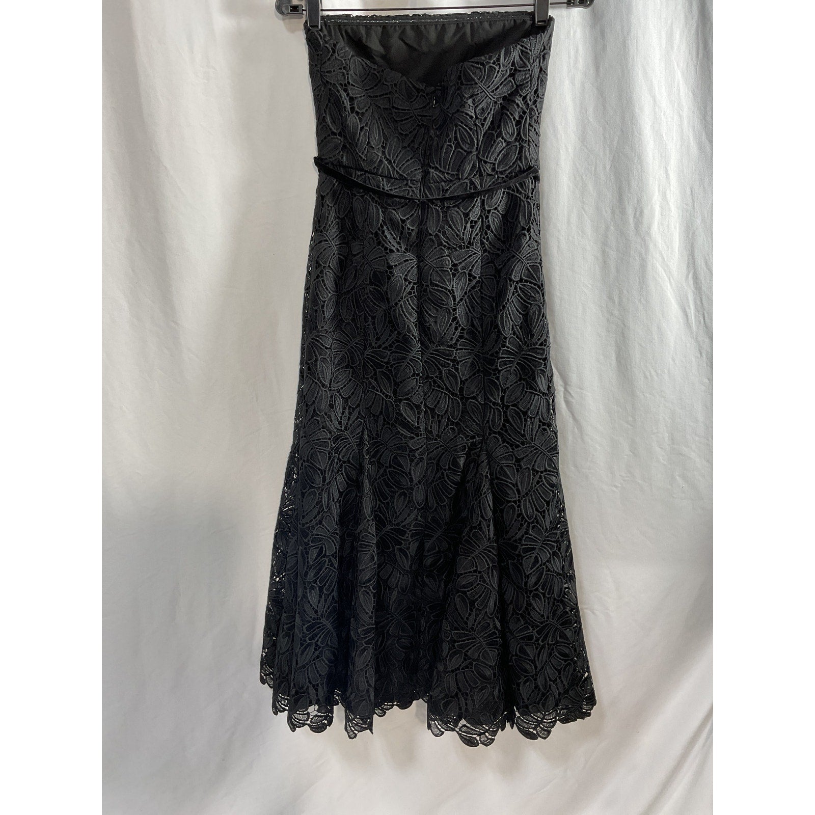 Ml Monique 'Lhuillier Elaine' Black  Lace Midi-Dress Size 0