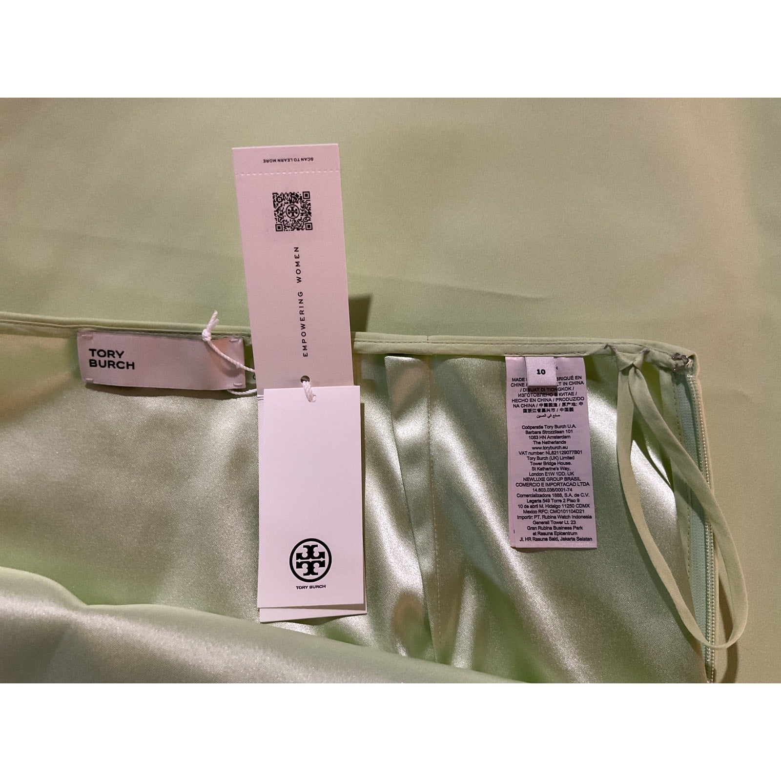 Tory Burch 'Satin' Green Wrap Skirt Size 10 - NWT