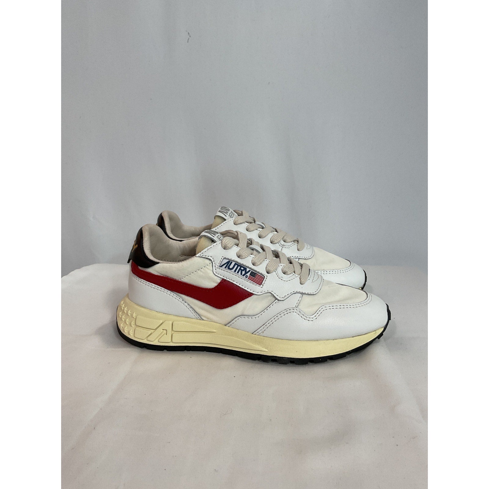 Autry 'Reelwind' Low 80s White Leather-Trimmed Shell Sneakers Size 6 - NWT