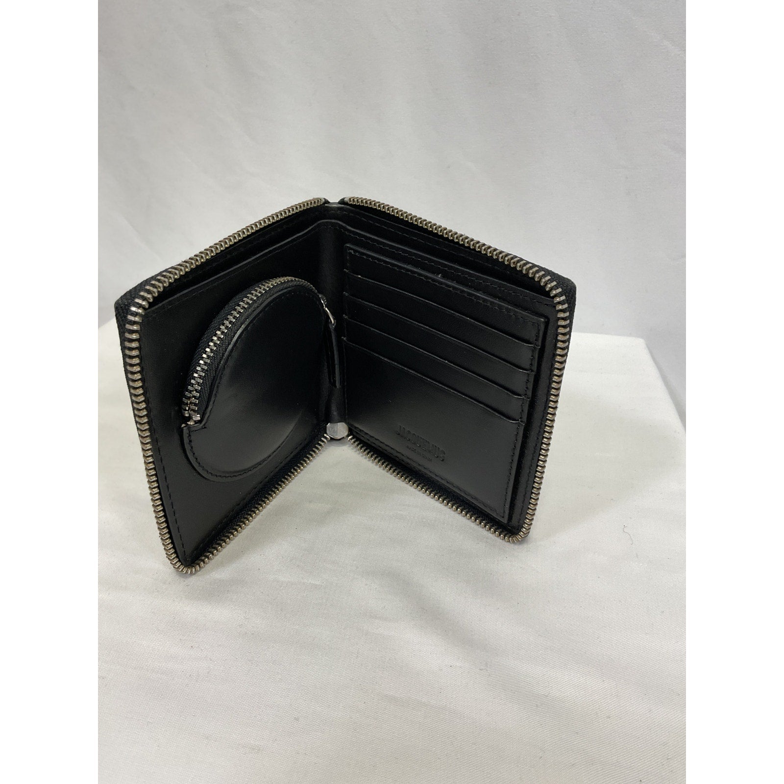 Jacquemus 'Le Carre Rond' Black Leather Handbag