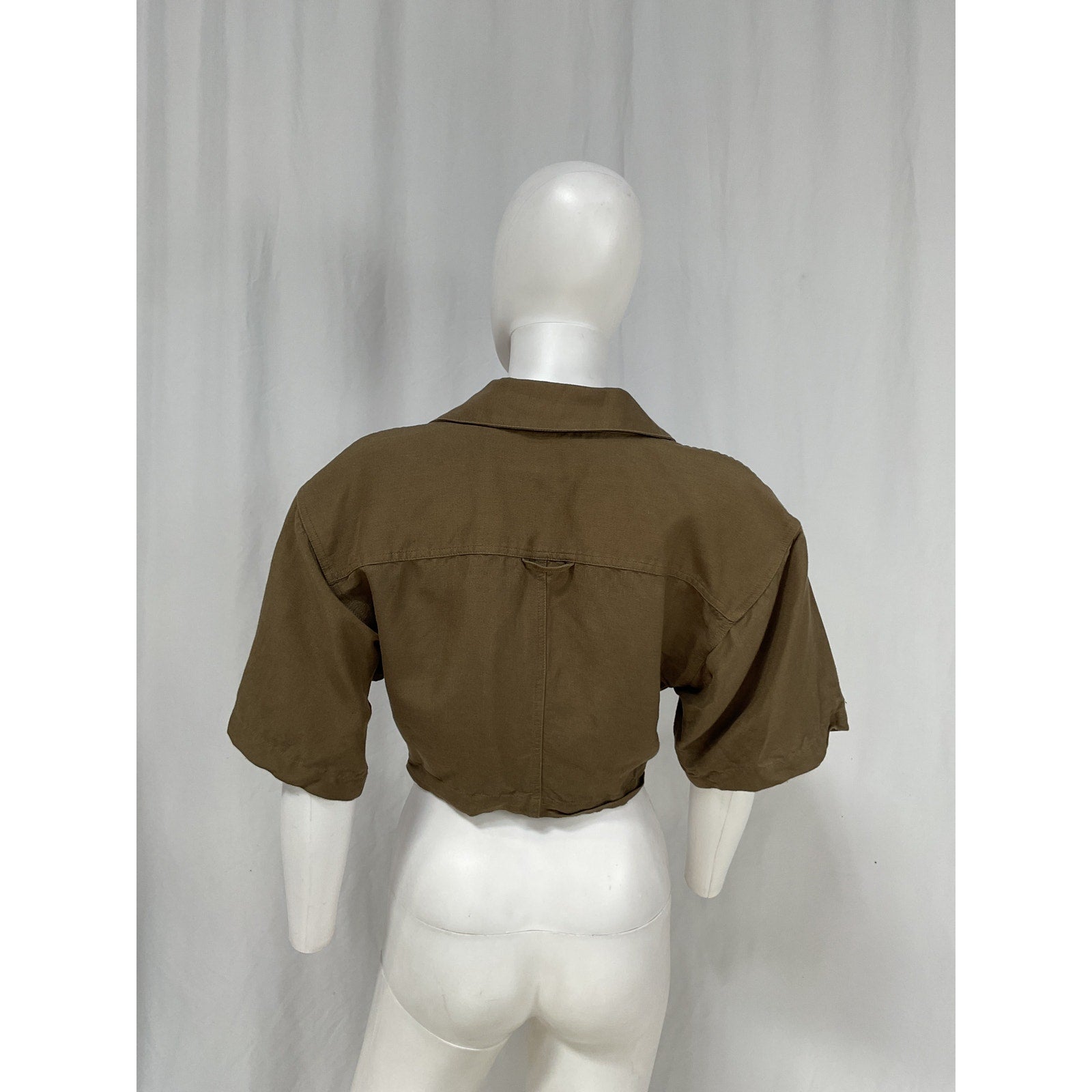L'Academie 'The Chrisa' Green Linen Crop Blouse Size M