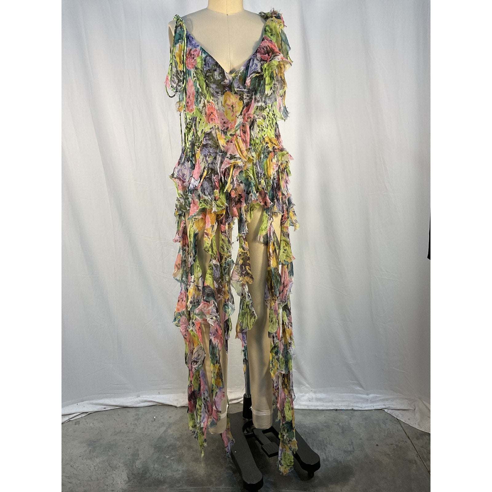 Dries Van Noten 'Asymmetric' Green Ruffled Frayed Floral-Print Silk-Crepon Top Size 2