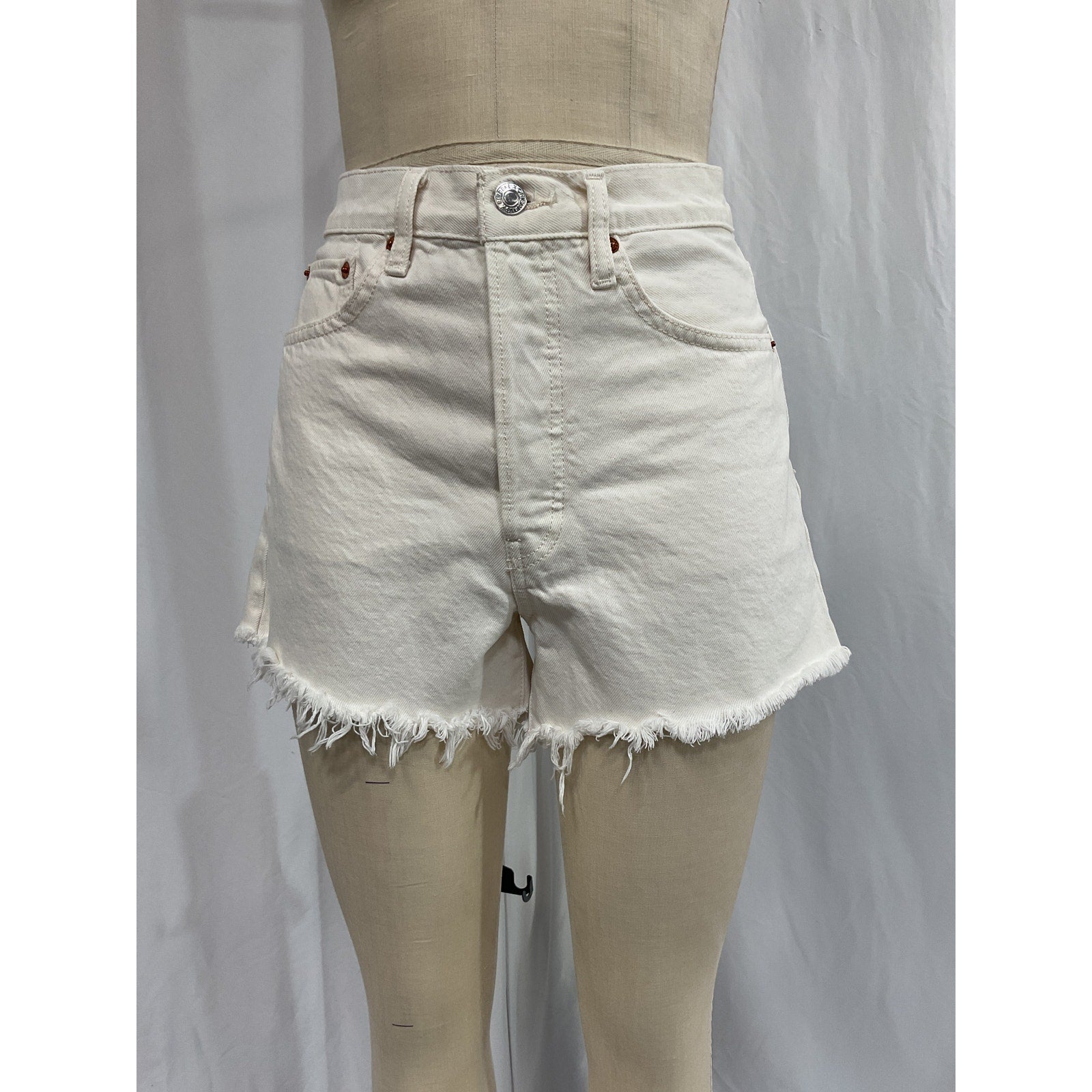Re/Done 'Originals' White 90s Low Slung Denim Jean Short Size 26