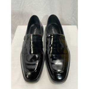 Stuart Weitzman 'Royce Kiltie' Black Leather Brushed Calf Loafer Size 7