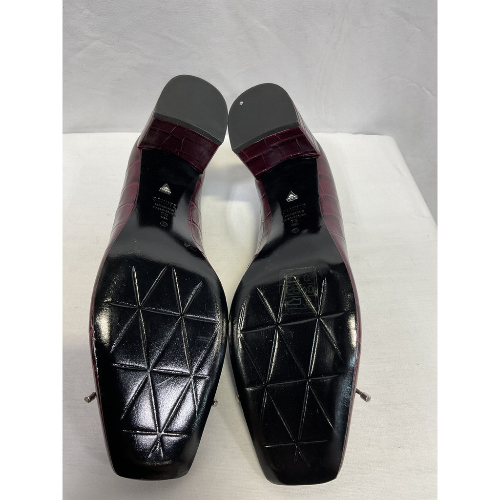 Schutz 'Arissa' Pink Croc Embossed Leather Pump Size 7