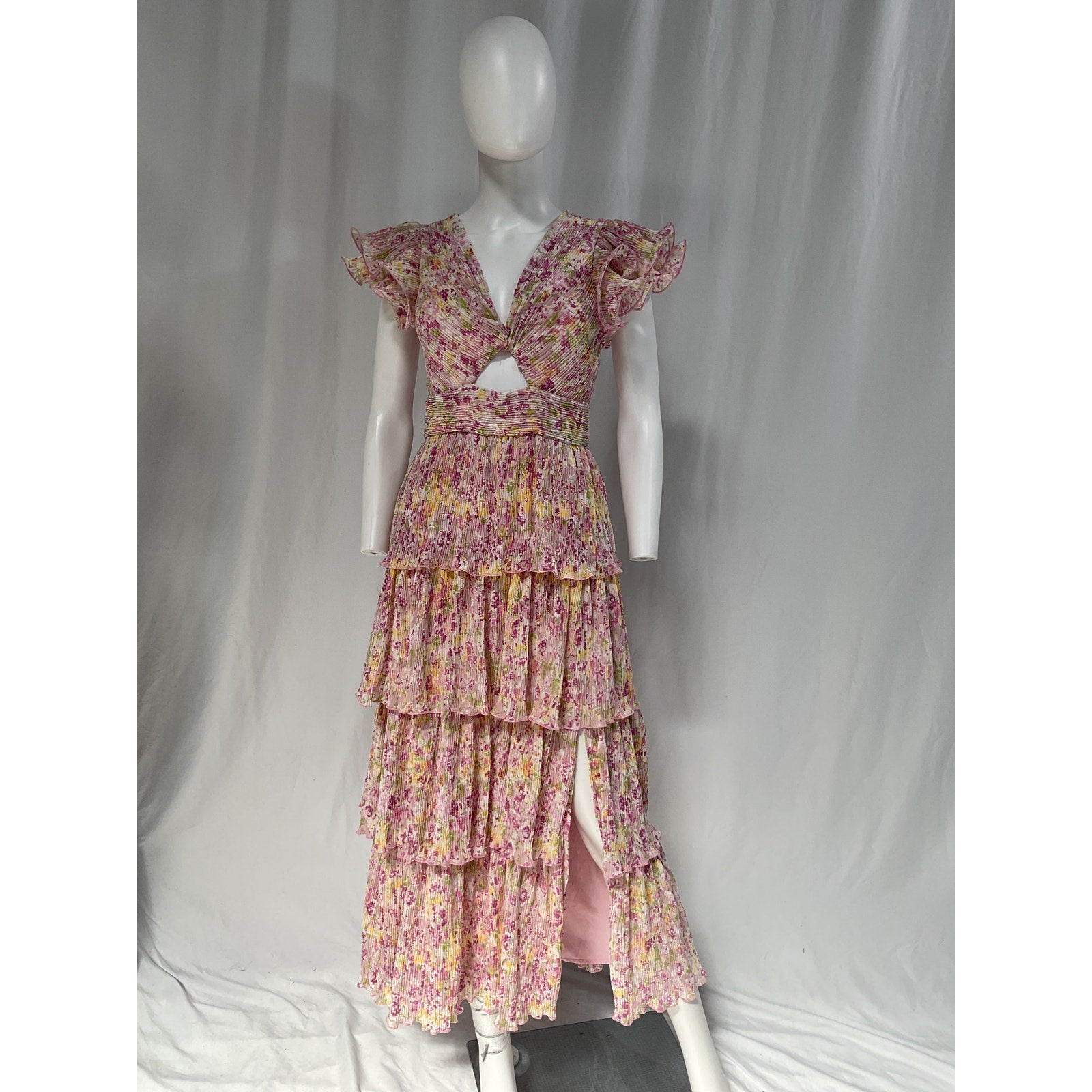 Astr The Label 'Emporia' Pink Keyhole Cut Out Georgette Dress Size S