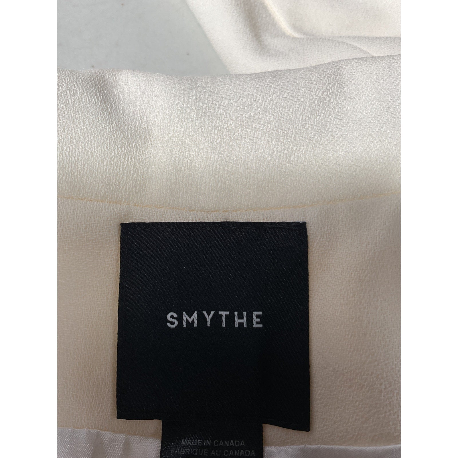 Smythe 'Classic' White Duchess Blazer Size 10