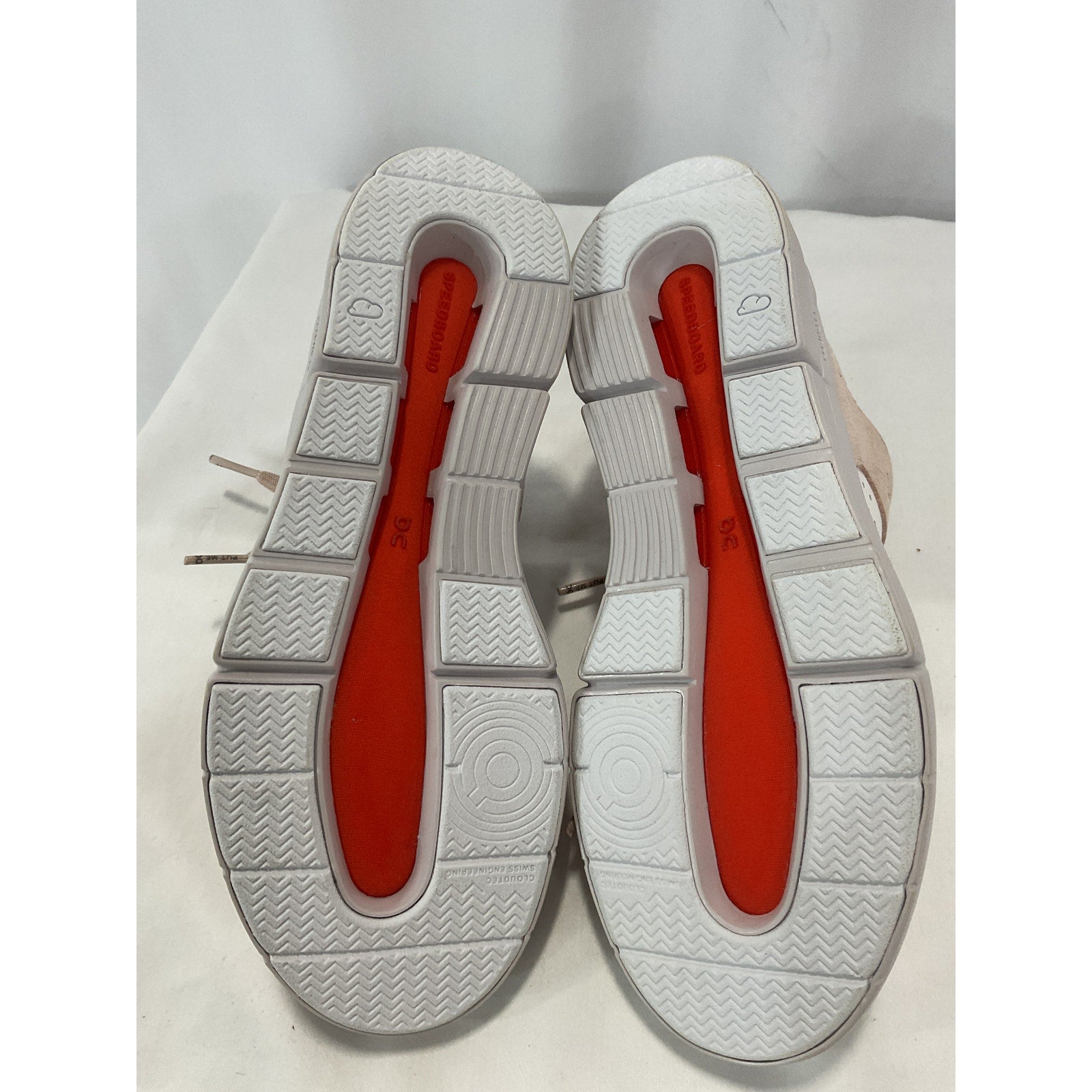 On 'The Roger Clubhouse' Pink Rose Shoes Size 6