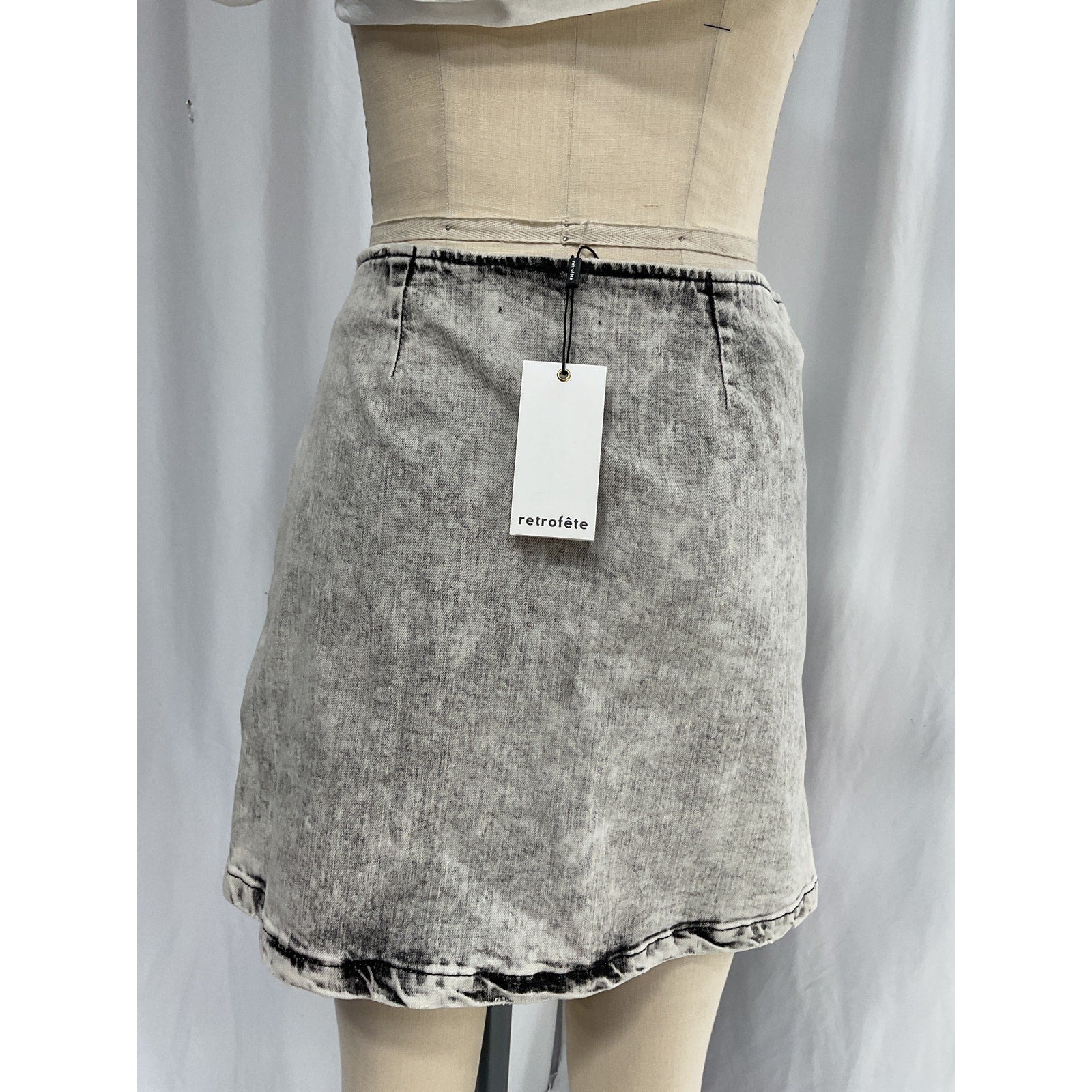 Retrofete 'Willa' Gray Skirt Size L - NWT