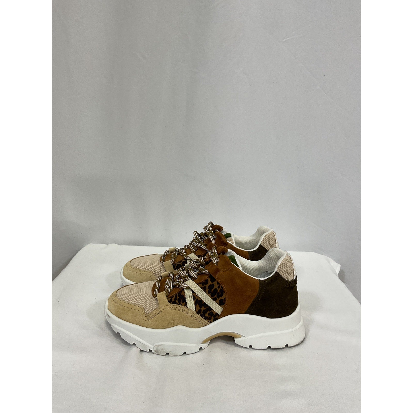 S�zane 'James' White Leather Trainers Sneaker Size 36