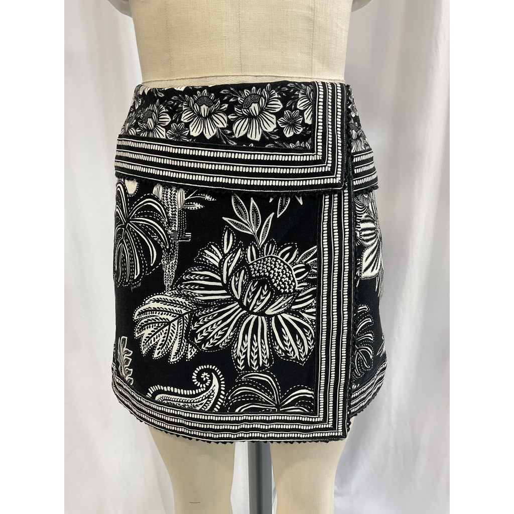 Farm Rio 'Paisley' Black Bloom Cotton Mini Skirt Size 25