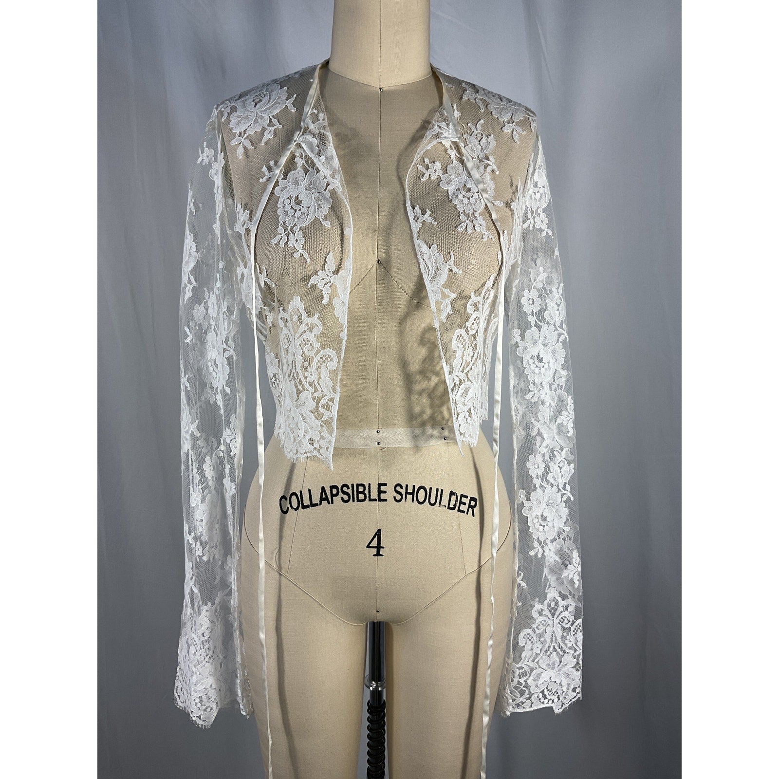 Mirror Palais 'Marilyn' White Cardigan Size XS