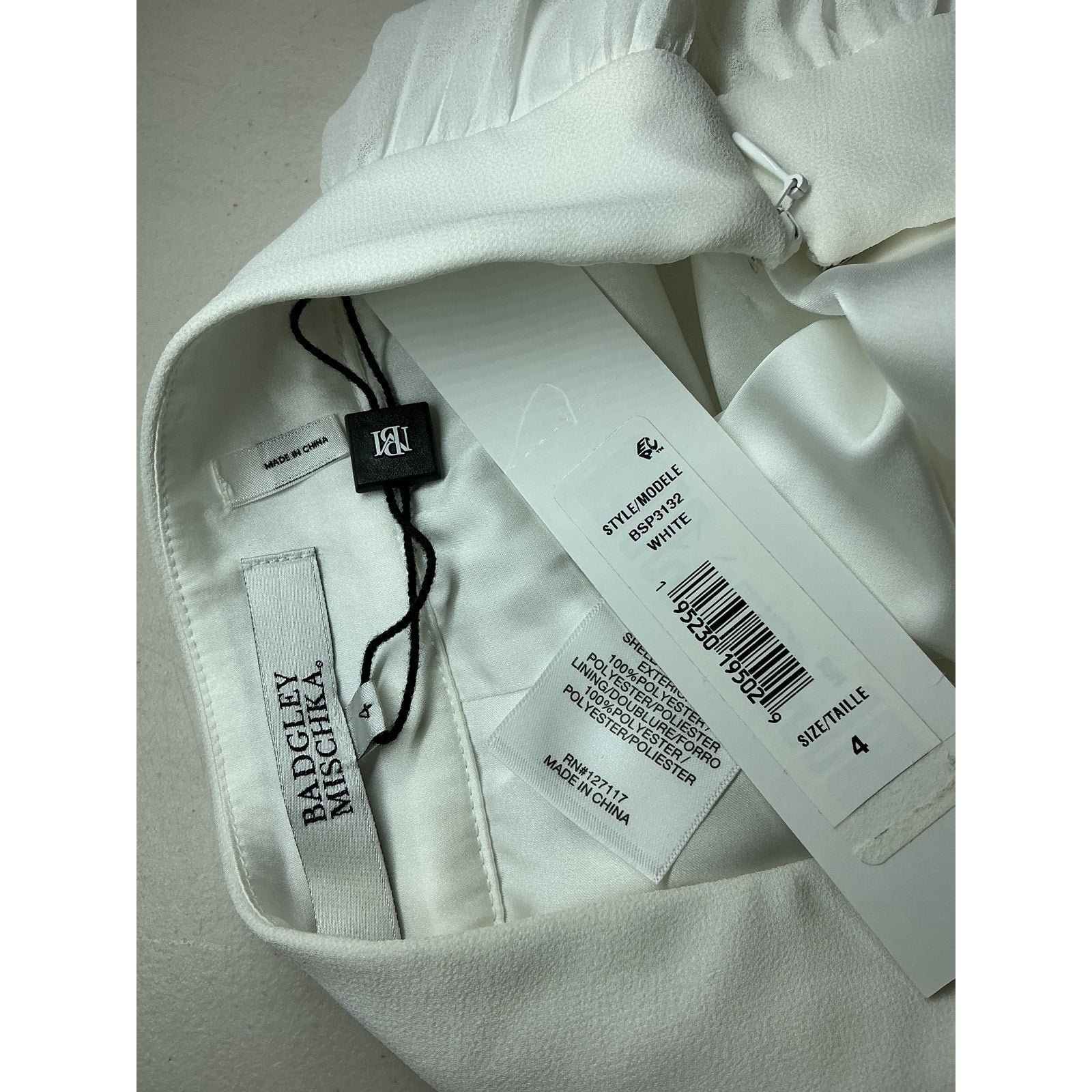 Badgley Mischka 'Accordion' White Polyester Pleat Dramatic Leg Pants Size 4 - NWT
