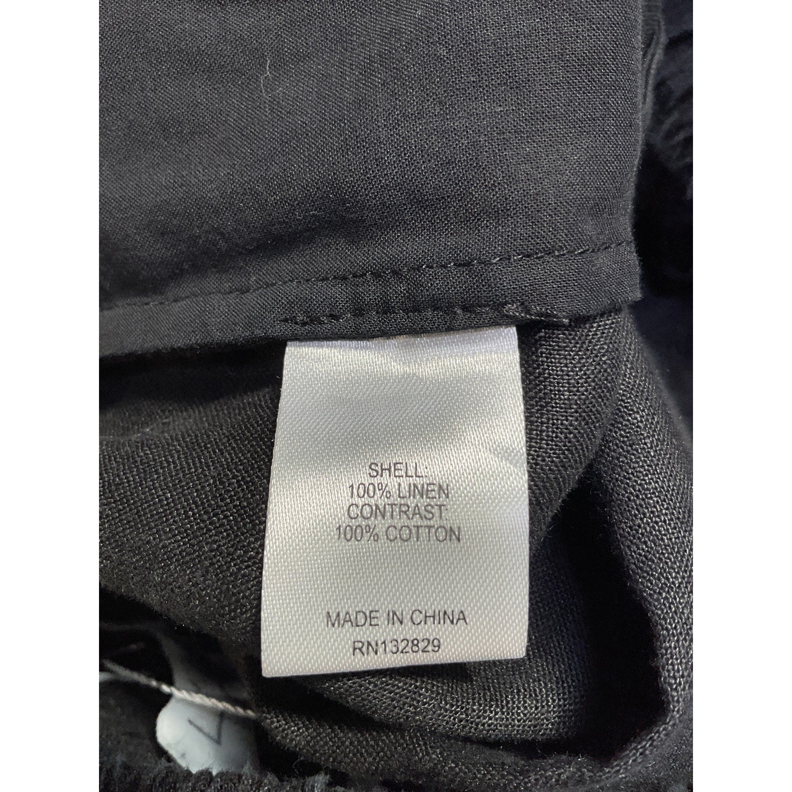 L'Academie 'Comilly' Black Linen Short Size S