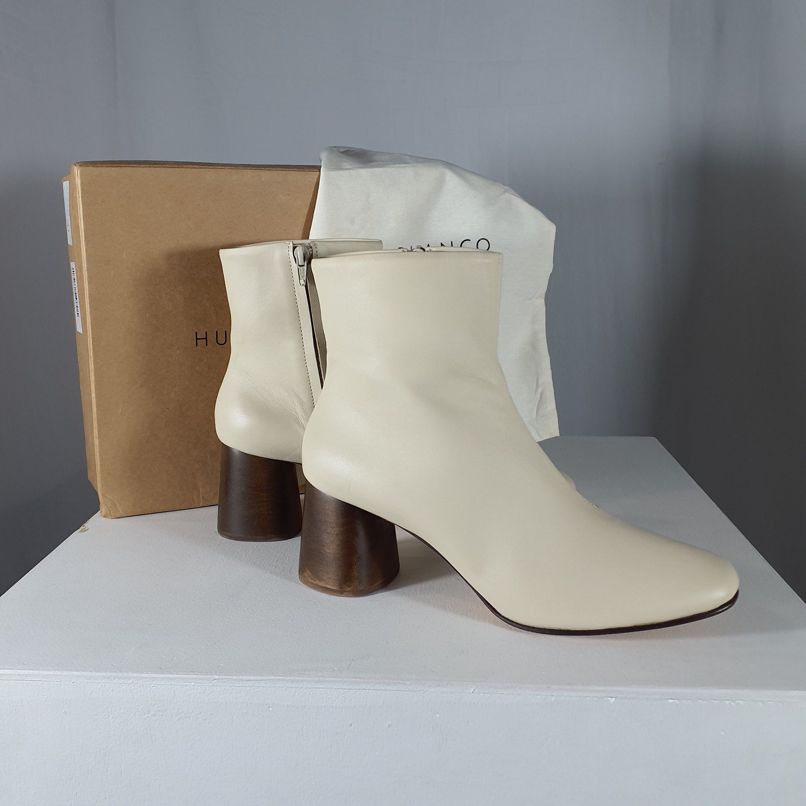 Huma Blanco 'Harlow' White Leather Boot Size 11