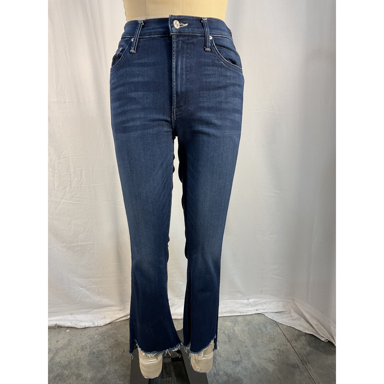 Mother 'The Insider' Blue Cotton Crop Step Fray Denim Jean Size 27