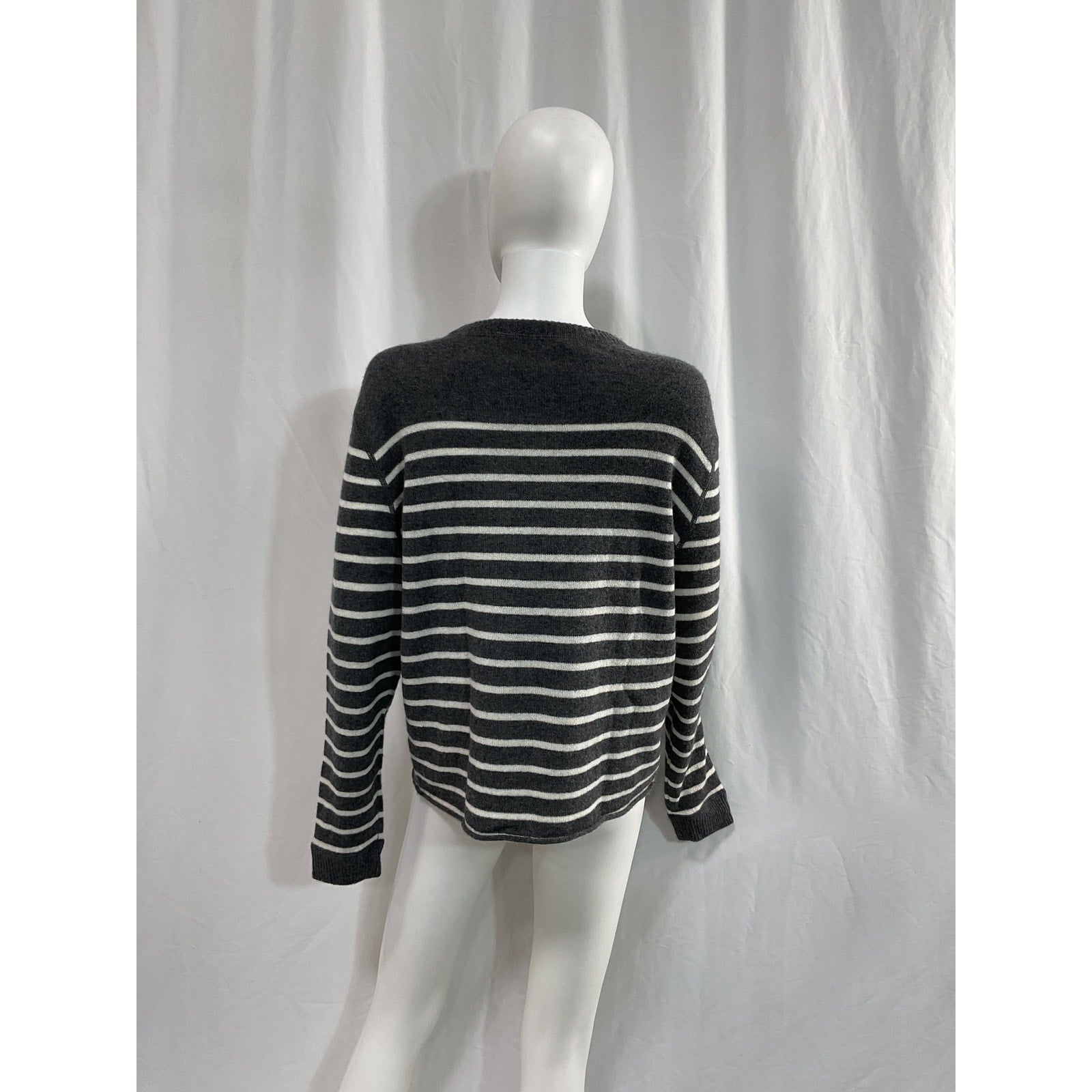 Reformation 'Boyfriend' Black Cashmere Sweater Size XS