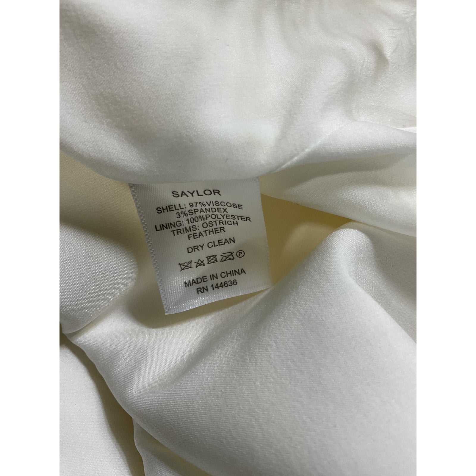 Saylor 'Benni' White Top And Skirt Set Size S - NWT