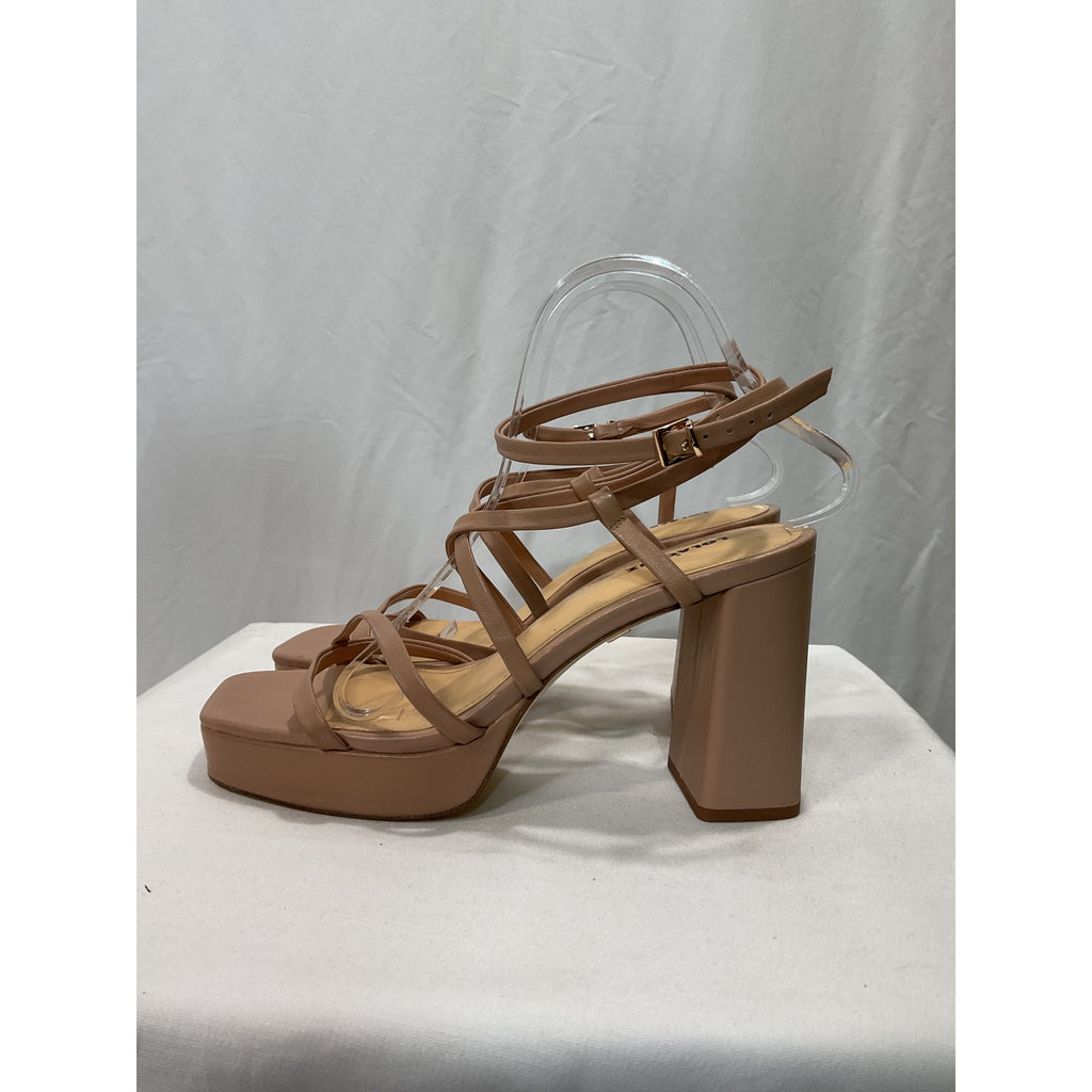 Lola Cruz 'Cortona' Pink Leather Heel Size 9
